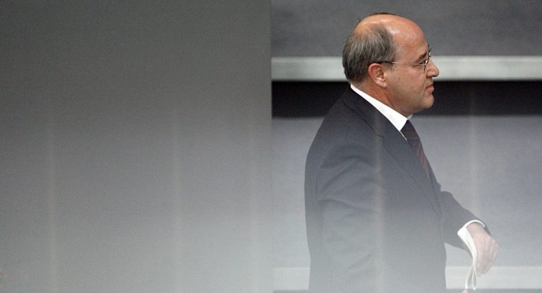 Exklusiv: Gregor Gysi (Die Linke) in Russland: „Der Wendepunkt war Stalingrad”