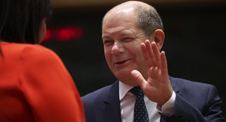 „Kein Zweifel an Richtigkeit der Fortsetzung“: Scholz über CDU-Parteitag und Zukunft der GroKo