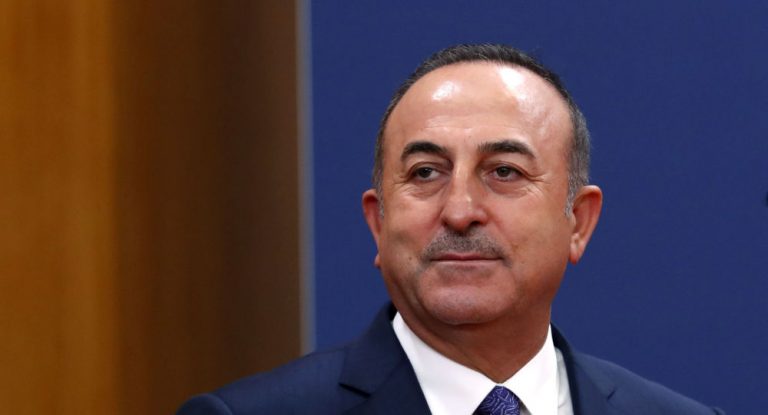 Çavuşoğlu wirft Macron Unterstützung des Terrorismus vor