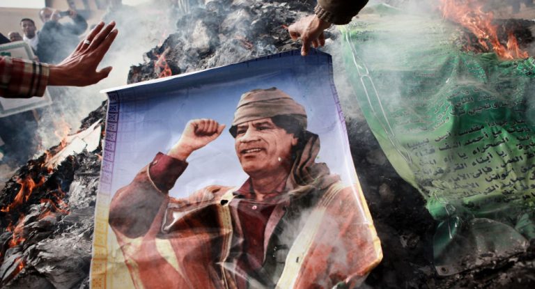 „Alle verdienen am Öl“ – Libyen-Krieg geht auch ohne Gaddafi weiter