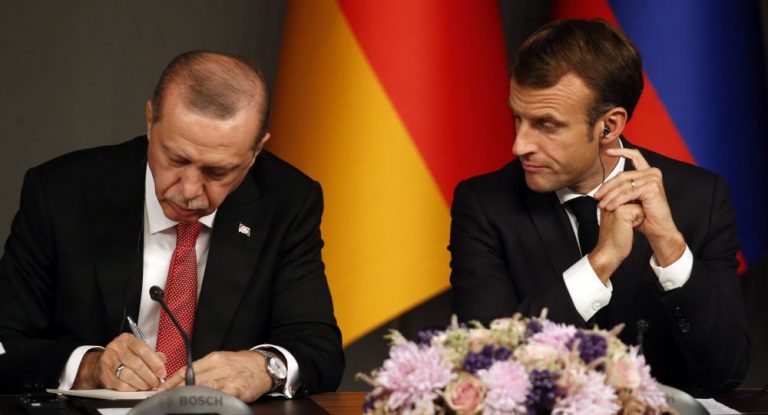 Flüchtlingslage: Merkel, Erdogan und Macron beraten bald per Videokonferenz