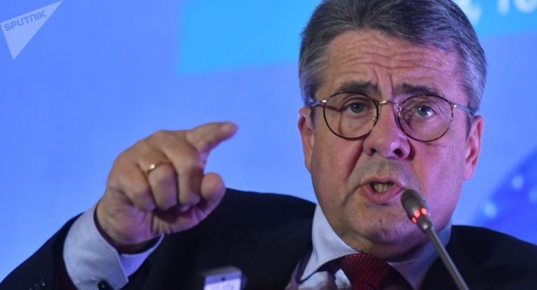 „Die Lehre aus Auschwitz“: Sigmar Gabriel verteidigt Nato-Angriff auf Jugoslawien