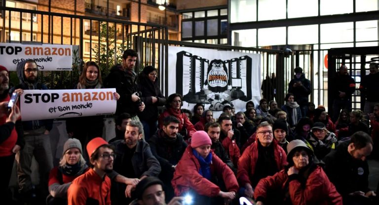 „Schwarzer Freitag“-Klimastreik in Paris