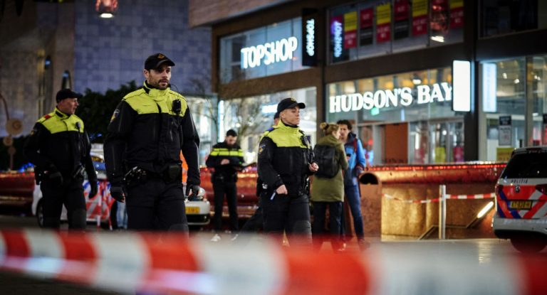 Messerangriff in Den Haag: Polizei meldet Festnahme des Verdächtigen