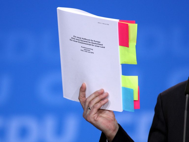 Kramp-Karrenbauer gegen Neuverhandlung von Koalitionsvertrag