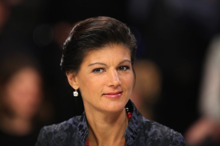 INSA-Umfrage: Wagenknecht beliebter als Merkel