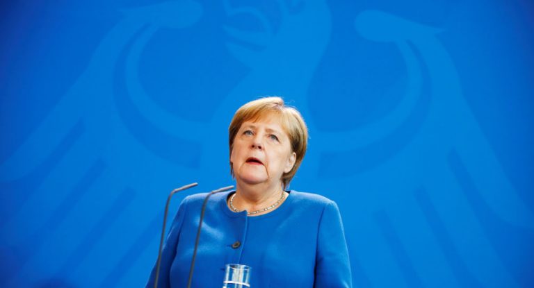 Merkel empfängt Ministerpräsidenten der deutschen Bundesländer in Berlin