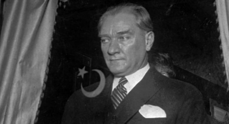 Hat die ARD Atatürk mit Hitler verglichen? Empörung in türkischen Medien
