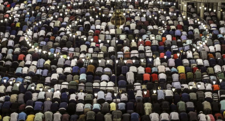 „EU gibt Kontrolle an Türkei ab“: Islamismus-Experten kritisieren von der Leyen