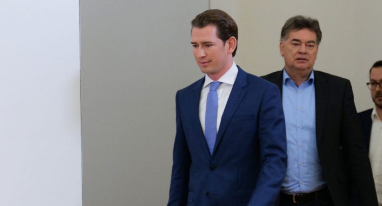 Regierungsbildung in Österreich: Grüne fordern von Kurz kein nächtliches Licht in Fußballstadien