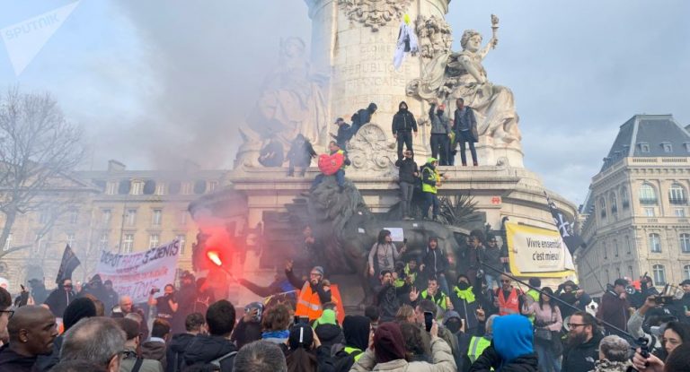 Französische Gewerkschaften fordern neue Protestrunde gegen Rentenreformen
