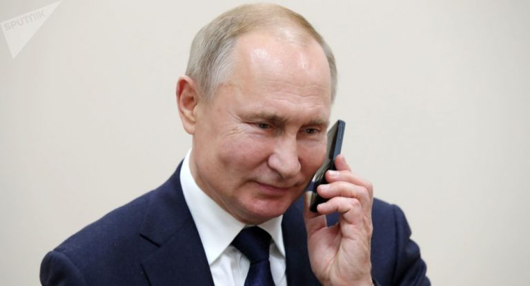 Putin wünscht Merkel und Steinmeier ein gutes neues Jahr
