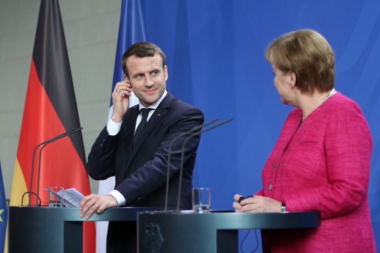 Deutsche vertrauen Macron mehr als Merkel