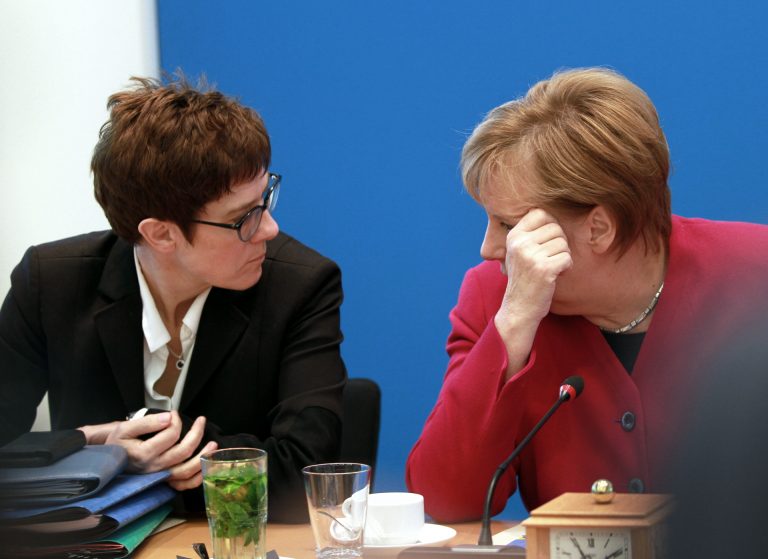Scholz: Kein vorzeitiger Kanzlerinnen-Wechsel mit Stimmen der SPD
