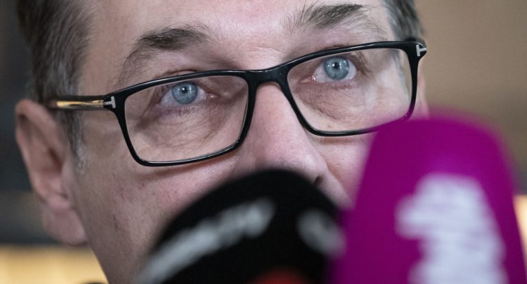 Wenn die Suche nach „Verrätern“ manisch wird – Hans-Christian Strache ließ Parteifreunde bespitzeln