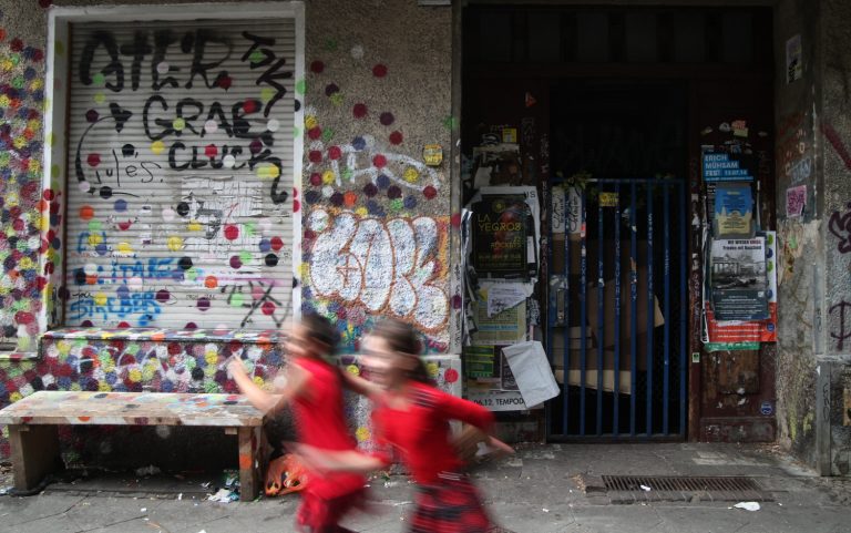 Tafeln wegen hoher Zahl bedürftiger Kinder besorgt