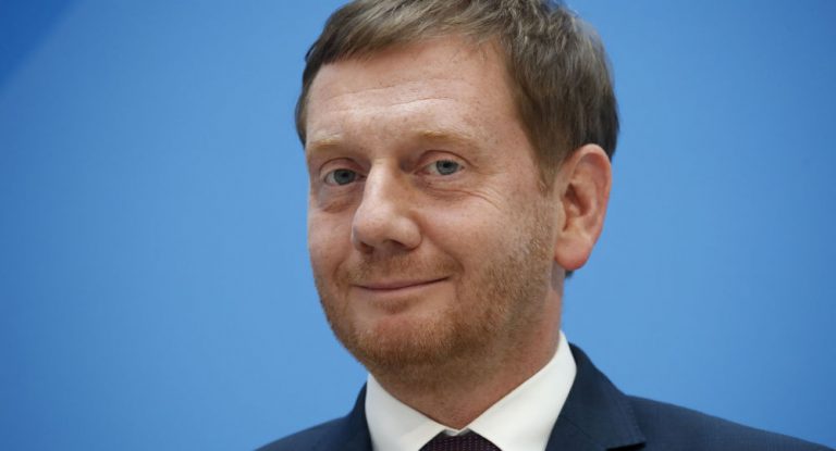Kretschmer: Wiedereröffnung von Gaststätten Ende Mai denkbar