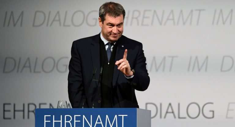 Söder fordert Politiker als Impf-Vorbilder