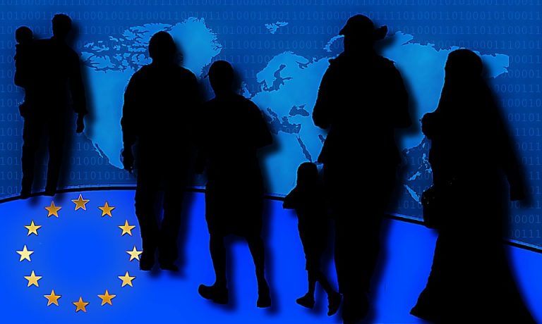 Tausende Migranten an EU-Grenze: Röttgen will „Druck auf Russland ausüben“ – Reaktionen