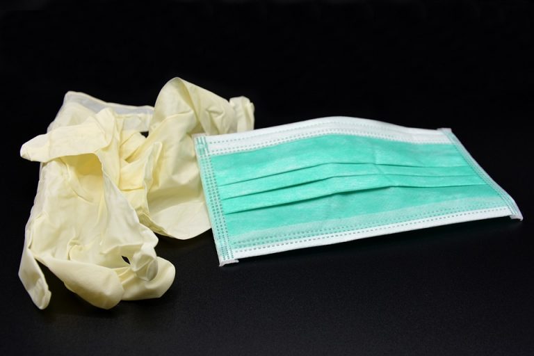 Unbekannte stehlen 1500 Schutzmasken aus Hamburger Klinik