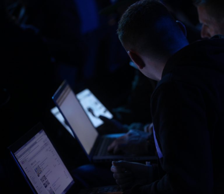 Holocaust-Überlebende besorgt über Antisemitismus im Internet