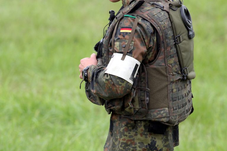 Röttgen fordert Bundeswehr-Beteiligung in Libyen