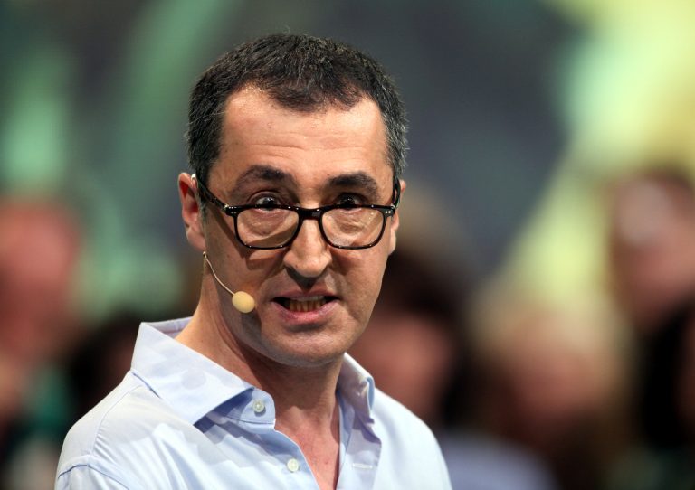 Özdemir fordert mehr politische Bildung an Schulen