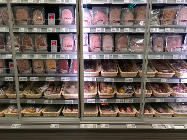 Ernährungsministerin fordert härtere Lebensmittelüberwachung