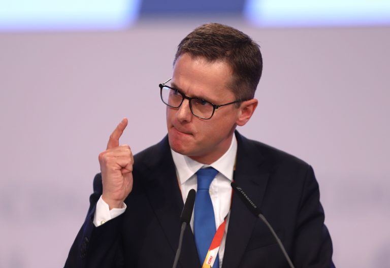 Linnemann sieht Mitschuld bei Merkel für Krise der Union
