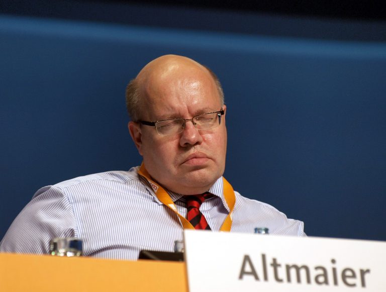 Altmaier fordert von jungen Menschen Flexibilität in Corona-Zeiten