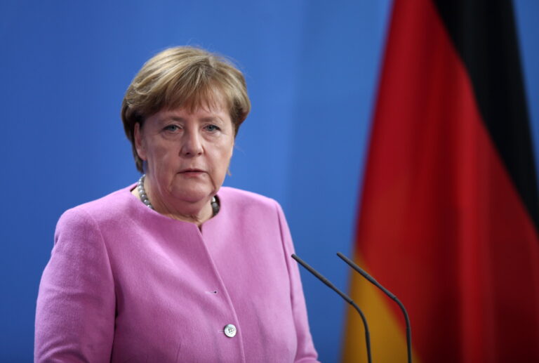 Bericht: Merkel will Corona-Spitzenrunden gegen „Lecks“ schützen