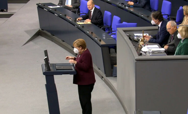 Merkel: Inzidenzwert 50 und Krankenhauskapazität oberste Ziele