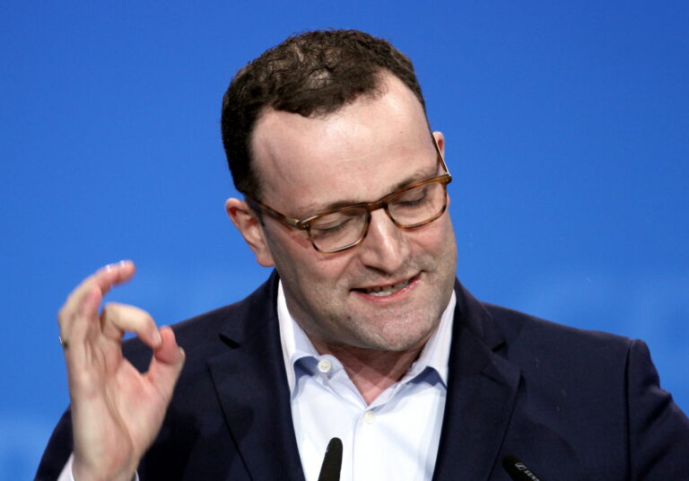 Spahn mahnt Corona-Lockerungen an
