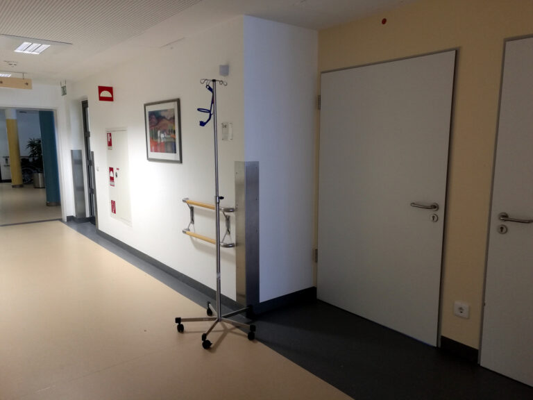 Zahl der Corona-Intensivpatienten sinkt dritten Tag in Folge
