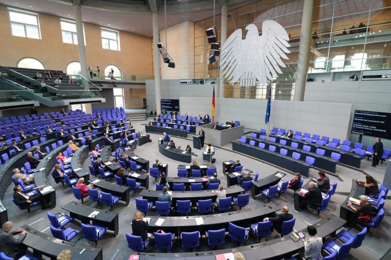 Statt „halbherziger“ Notbremse: Linke fordert konsequenten Lockdown