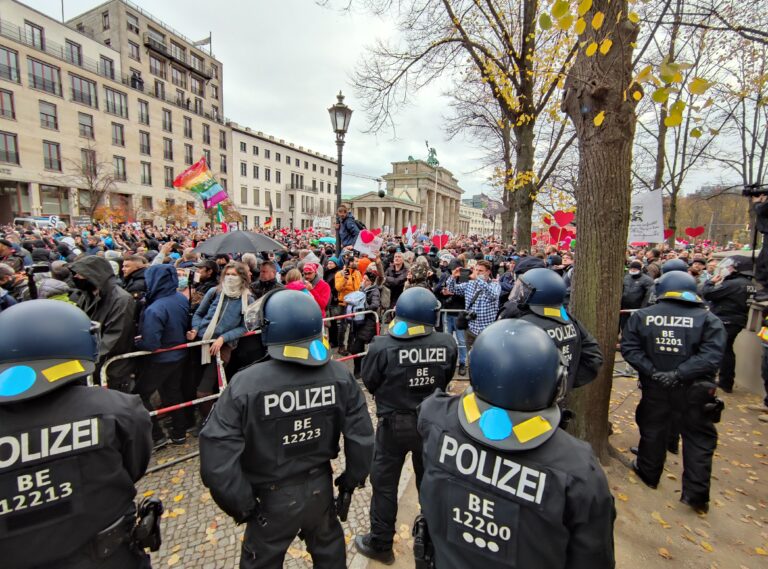 CDU fordert nach Mai-Demos härtere Gangart gegen Ausschreitungen
