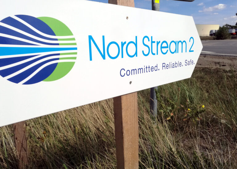 Laschet mit Nord-Stream-2-Deal zufrieden – Baerbock nicht