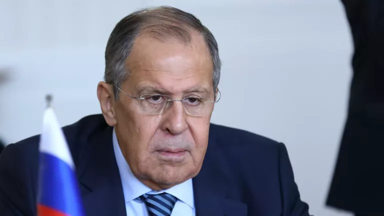 Lawrow: Russland zieht aus der Unzuverlässigkeit des Westens einen ganz einfachen Schluss