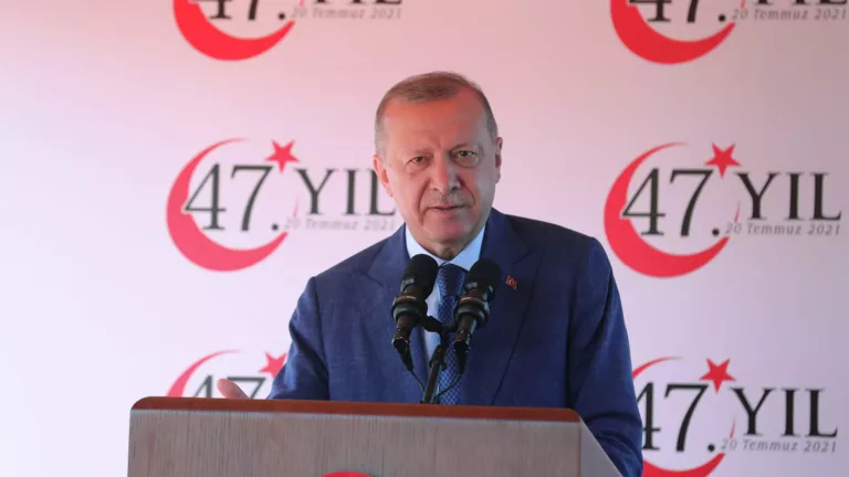 Erdogan will mit Putin und Merkel Lage in Afghanistan besprechen