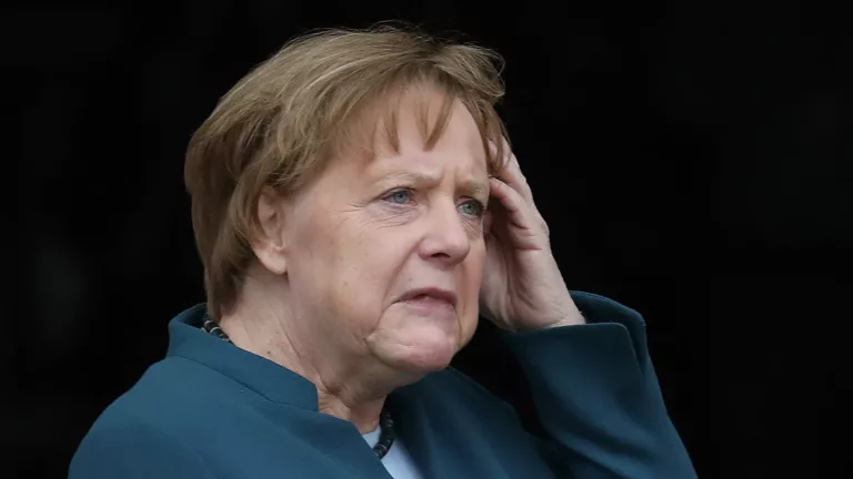 Angela Merkel im Spagat zwischen Moskau und Kiew – russischer Deutschlandexperte
