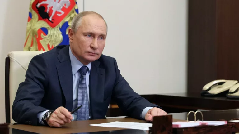 Schlussfolgerungen der Nürnberger Prozesse dürfen nie vergessen werden – Putin