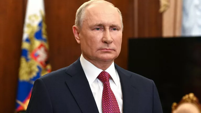 Stark und einflussreich: Putin verrät, welches Parlament Russland braucht