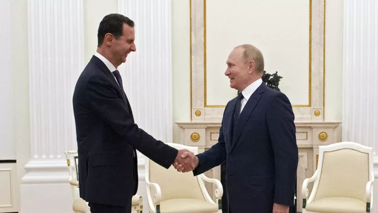 „Illegale ausländische Militärpräsenz hindert Syrien an Konsolidierung“: Putin trifft Assad