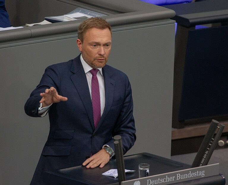 Lindner warnt Moskau bei Nord Stream 2 vor „aggressiven“ Aktionen