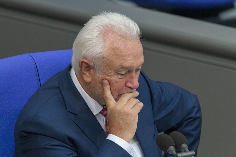 Kubicki warnt vor Impfpflicht: Viele nehmen lieber Bußgeldbescheide
