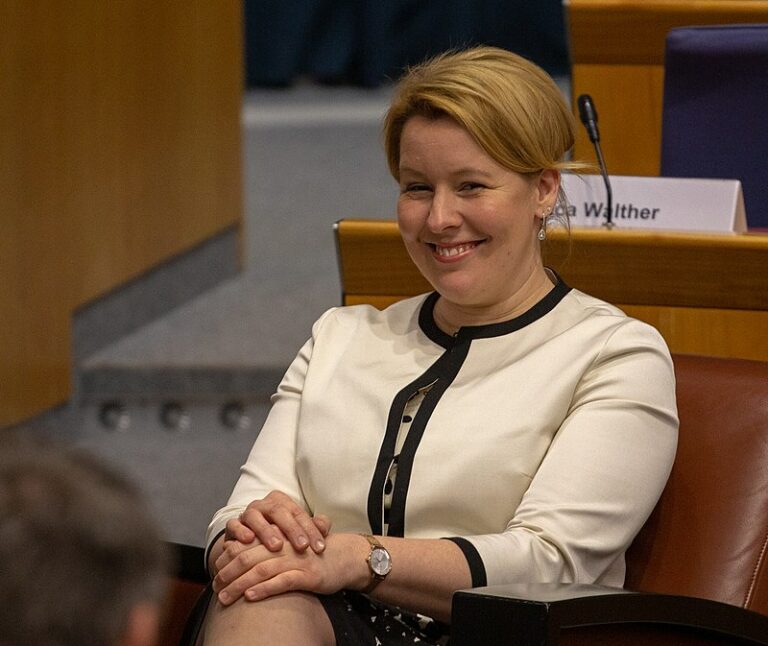 Auch nach Corona: Giffey für Böllerverbotszonen in Berlin