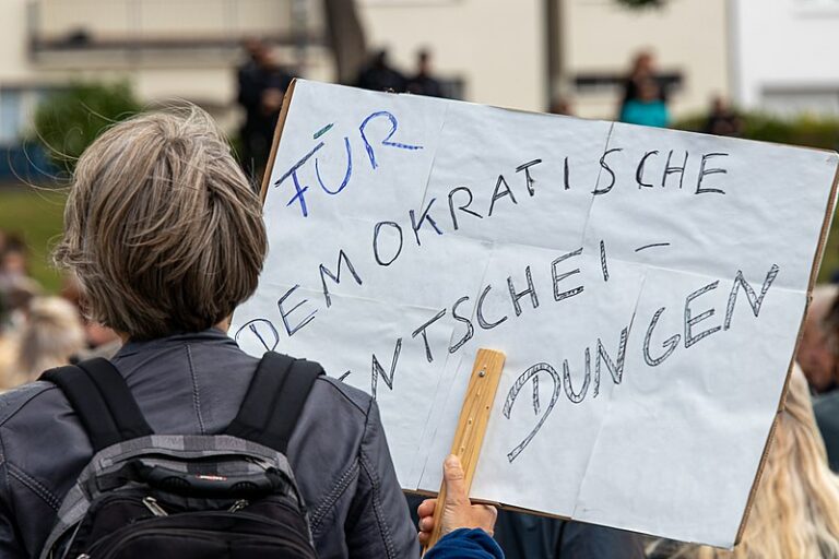 Belgien: Impfgegner demonstrieren in Brüssel