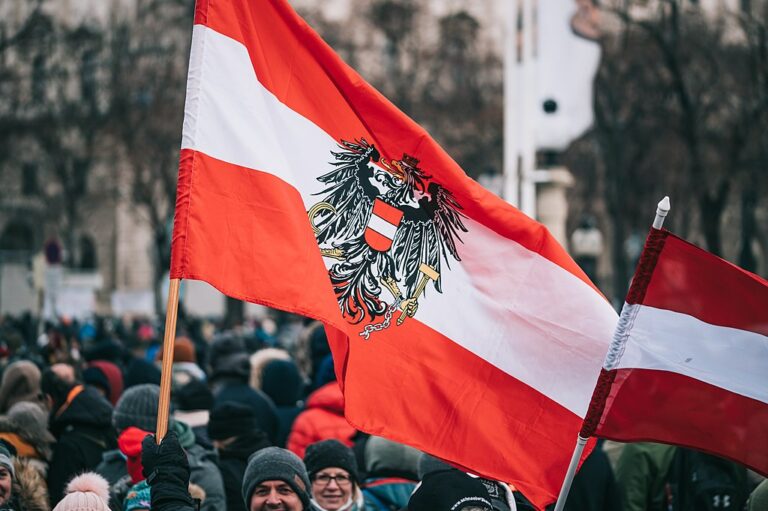Proteste gegen Corona-Maßnahmen und Impfpflicht in Wien