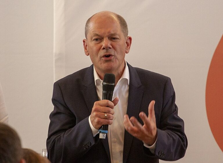„Die Nato ist nicht aggressiv“: Scholz stellt Russlands Nato-Sicherheitsbedenken in Frage