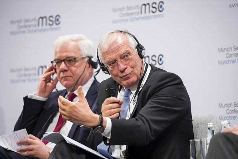 „Wahnsinnige Hetze gegen Russland“ und „Brandbeschleuniger MSC“: Einschätzungen zur Ukraine-Krise